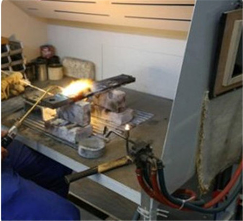 生產(chǎn)設(shè)備